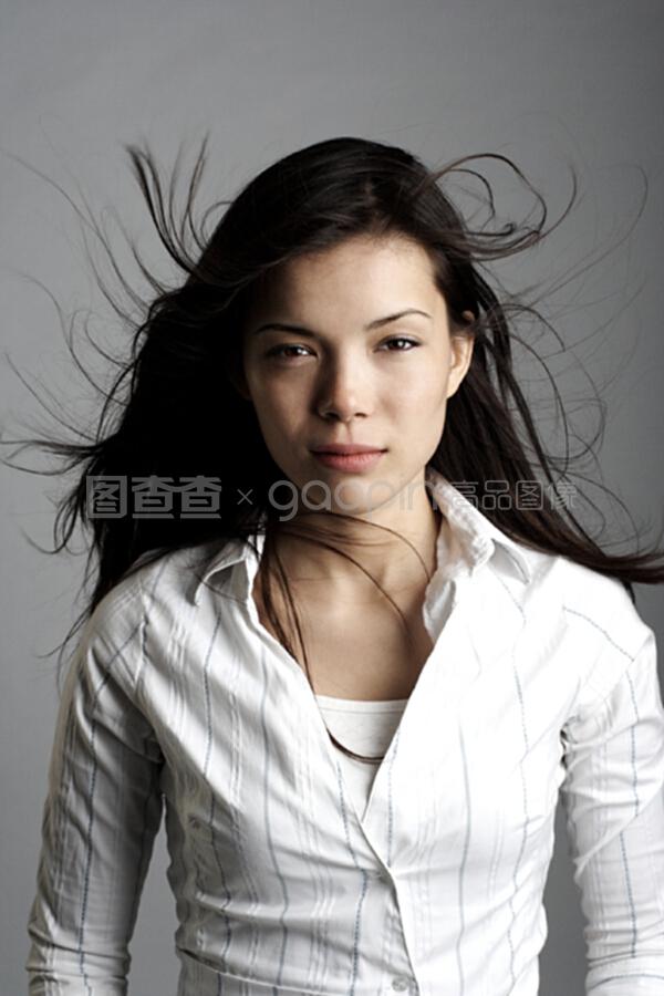 一对一视频聊天网站 蛇蝎美人